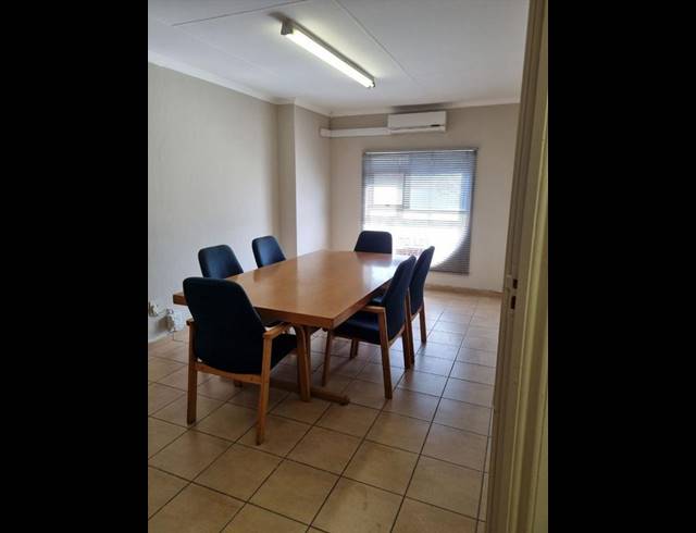 BUSINESS FOR SALE IN ASTON MANOR